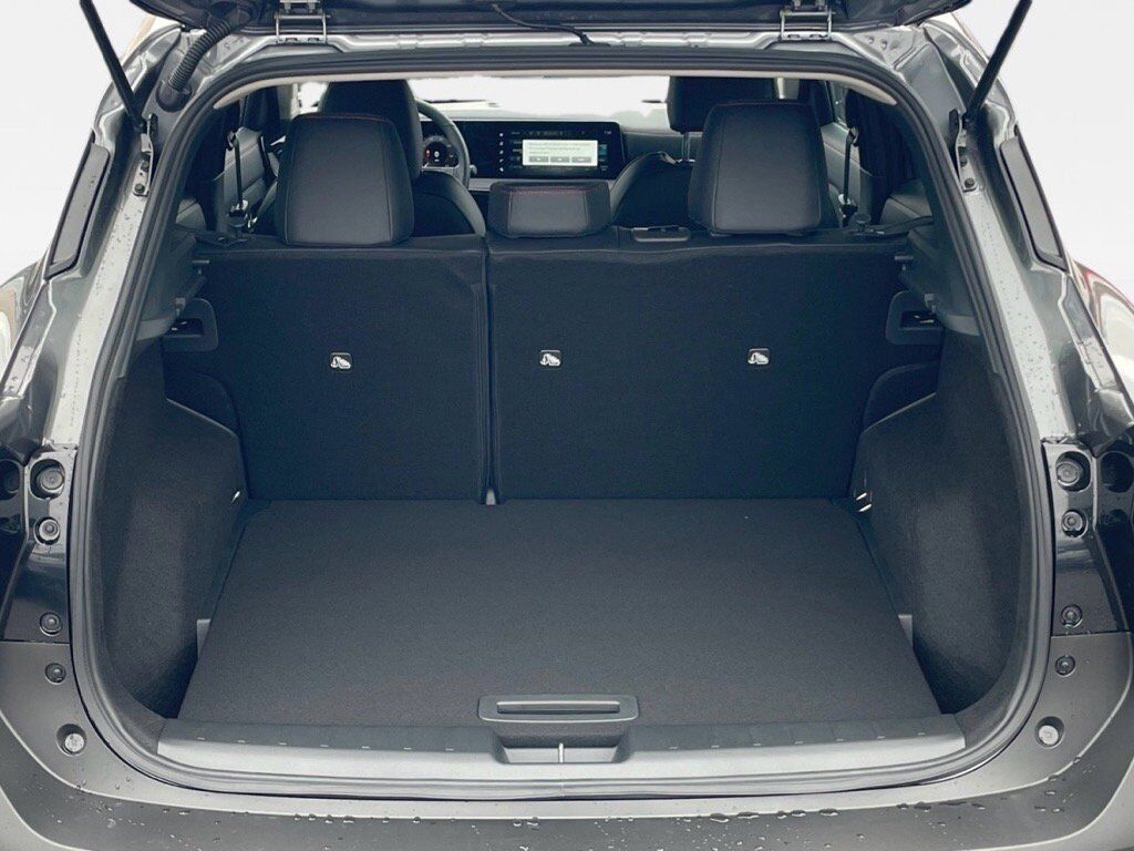2025 Nissan Kicks SR Oak Ridge TN