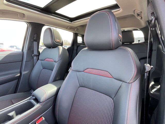 2025 Nissan Kicks SR Oak Ridge TN