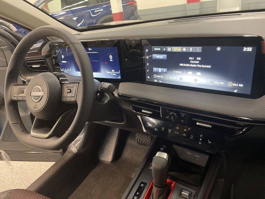 2025 Nissan Kicks SR PRM AWD Duluth MN