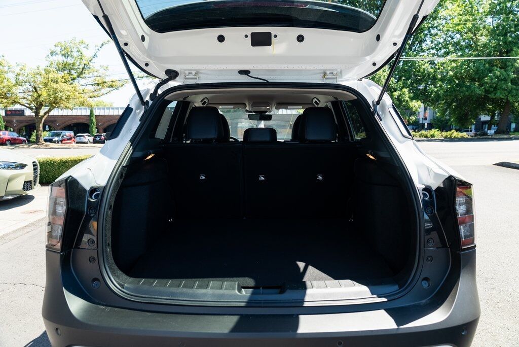 2025 Nissan Kicks SR Beaverton OR