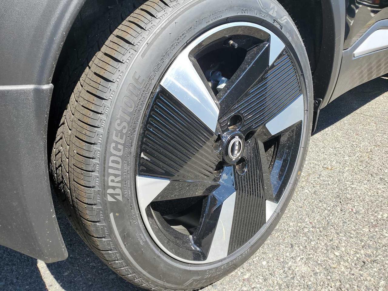 2025 Nissan Kicks SR Medford MA
