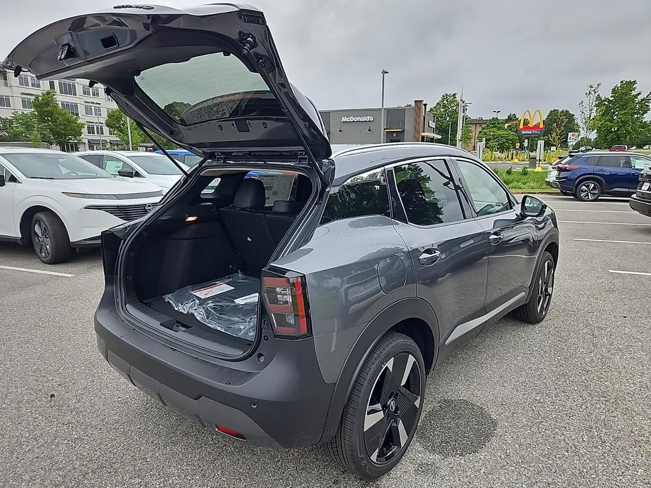 2025 Nissan Kicks SR Waldorf MD
