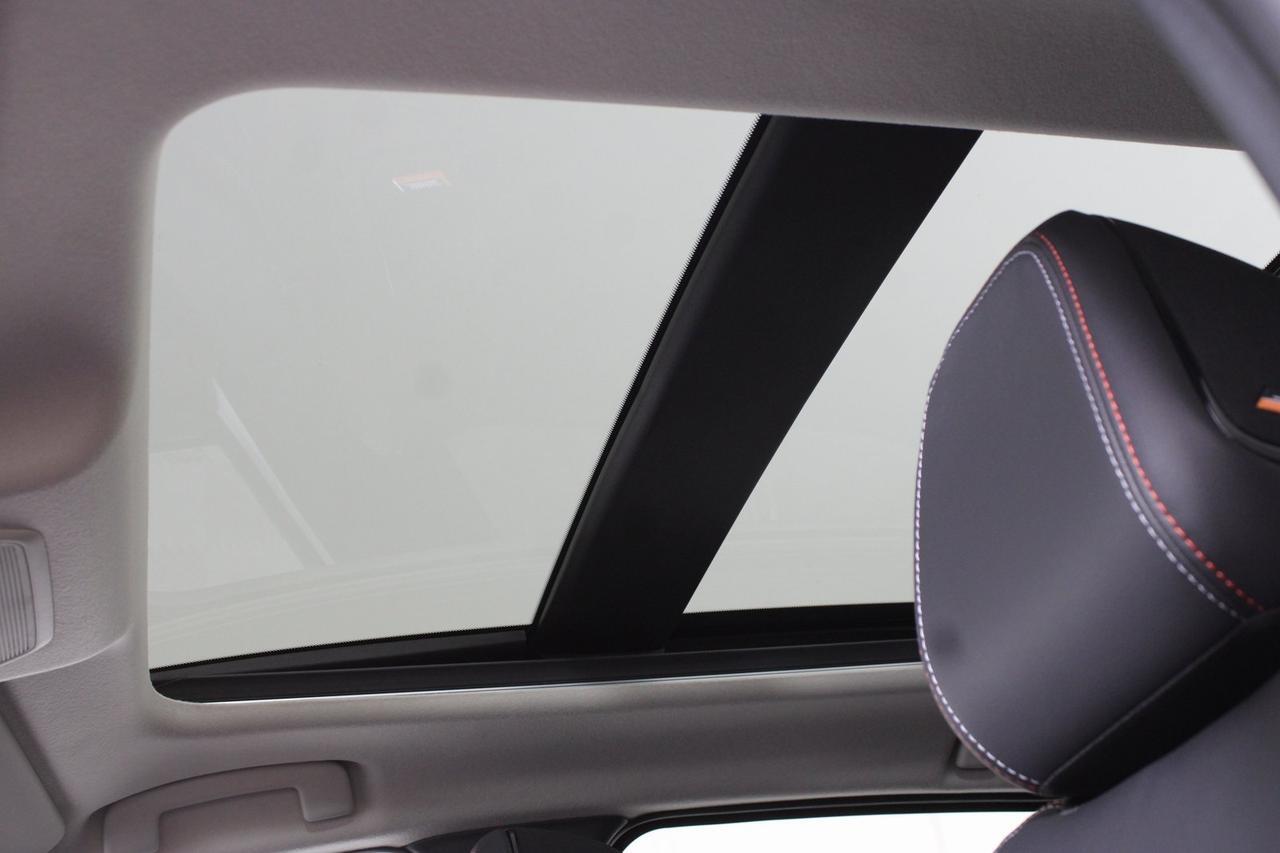 2025 Nissan Kicks SR Manassas VA