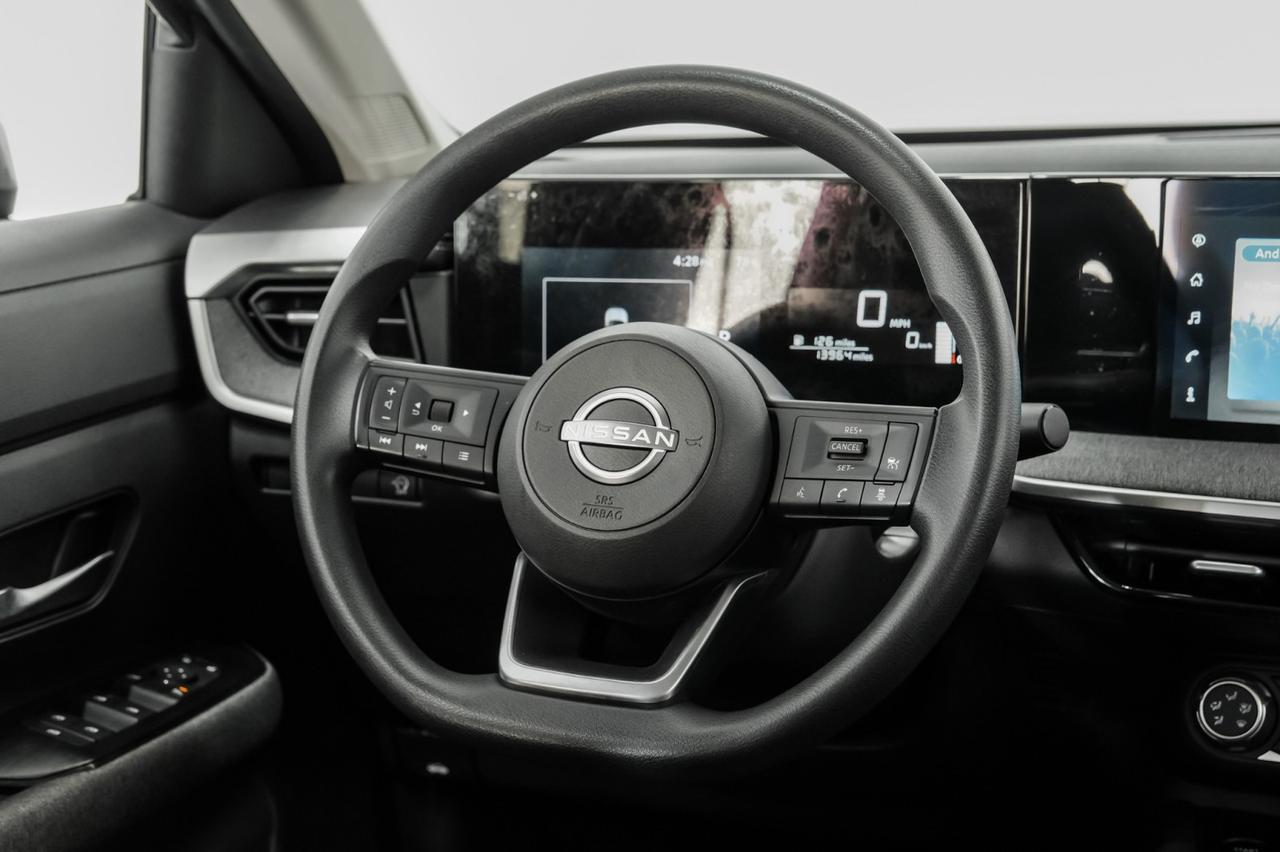 2025 Nissan Kicks SV BLIND SPOT EMERGENCY BRAKING LANE DEPARTURE ALERT REAR CAMERA KEYLESS START Carrollton TX