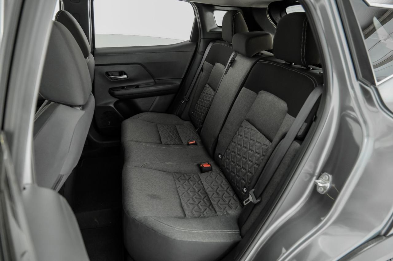 2025 Nissan Kicks SV BLIND SPOT EMERGENCY BRAKING LANE DEPARTURE ALERT REAR CAMERA KEYLESS START Carrollton TX