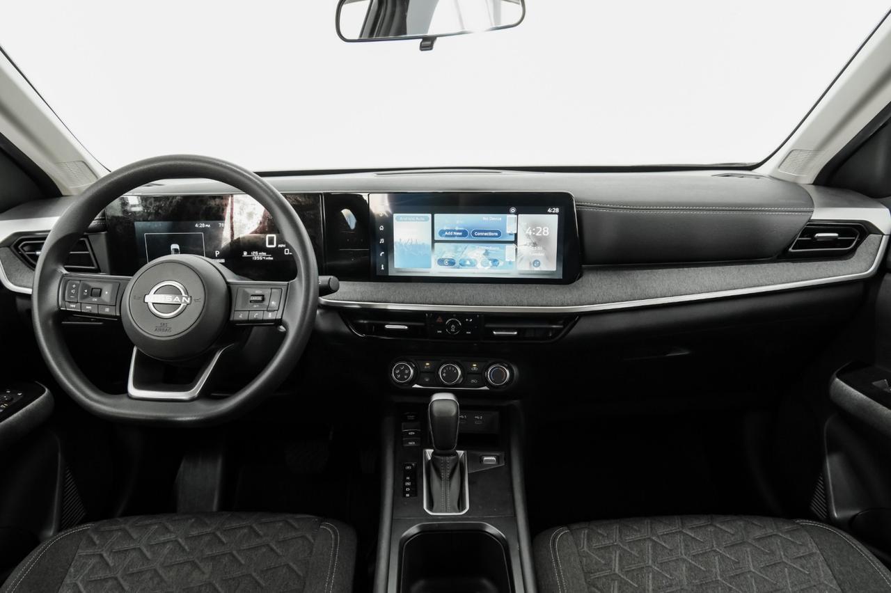 2025 Nissan Kicks SV BLIND SPOT EMERGENCY BRAKING LANE DEPARTURE ALERT REAR CAMERA KEYLESS START Carrollton TX