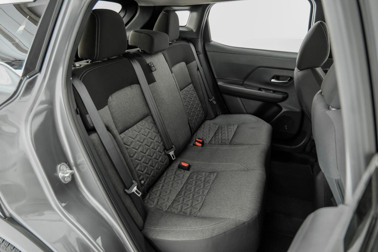 2025 Nissan Kicks SV BLIND SPOT EMERGENCY BRAKING LANE DEPARTURE ALERT REAR CAMERA KEYLESS START Carrollton TX