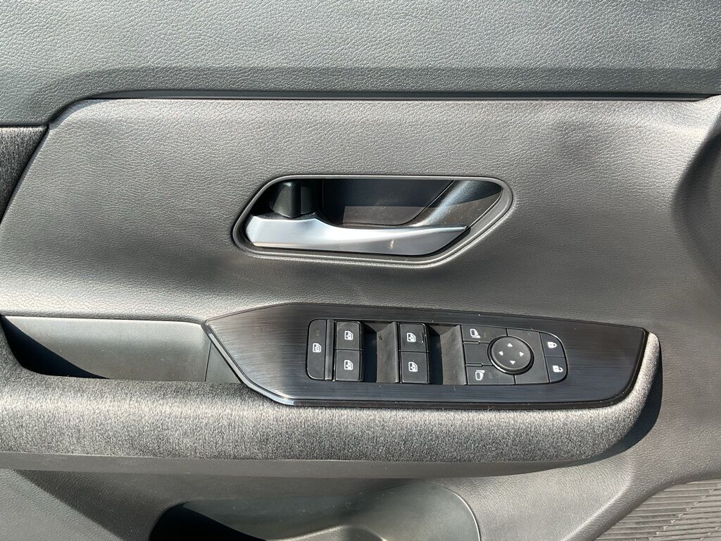 2025 Nissan Kicks SV Duluth MN