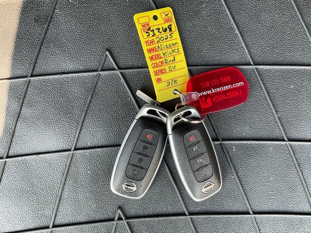 2025 Nissan Kicks SV Duluth MN