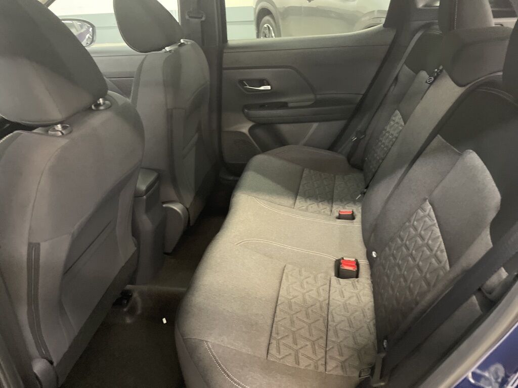 2025 Nissan Kicks SV Duluth MN