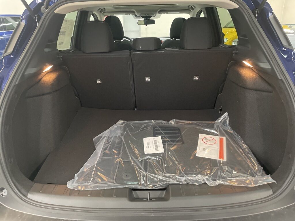 2025 Nissan Kicks SV Duluth MN