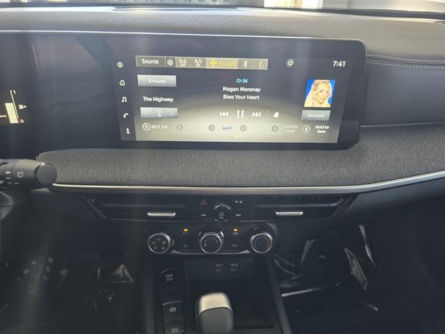 2025 Nissan Kicks SV FWD Seaside CA