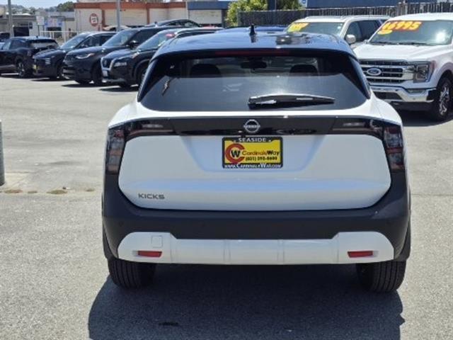 2025 Nissan Kicks SV FWD Seaside CA