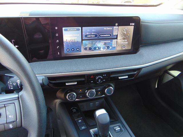 2025 Nissan Kicks SV Santa Fe NM