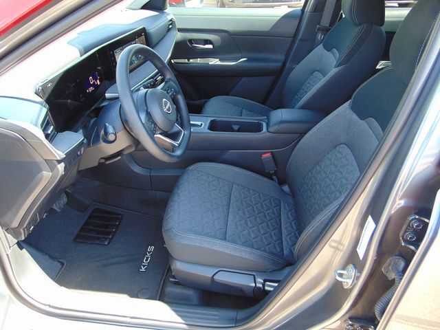 2025 Nissan Kicks SV Santa Fe NM