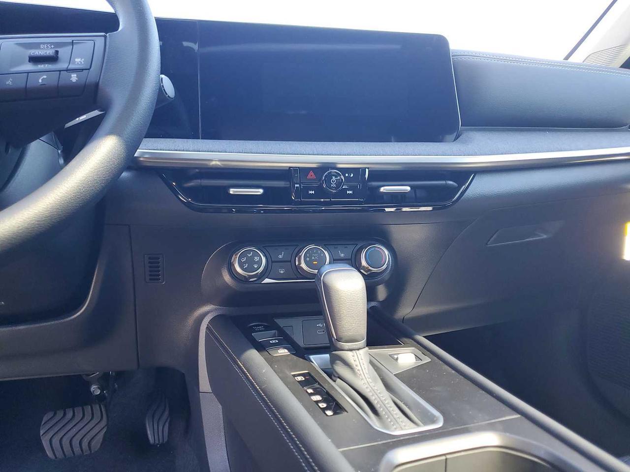 2025 Nissan Kicks SV Medford MA