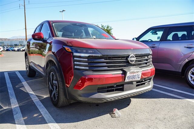 2025 Nissan Kicks SV
