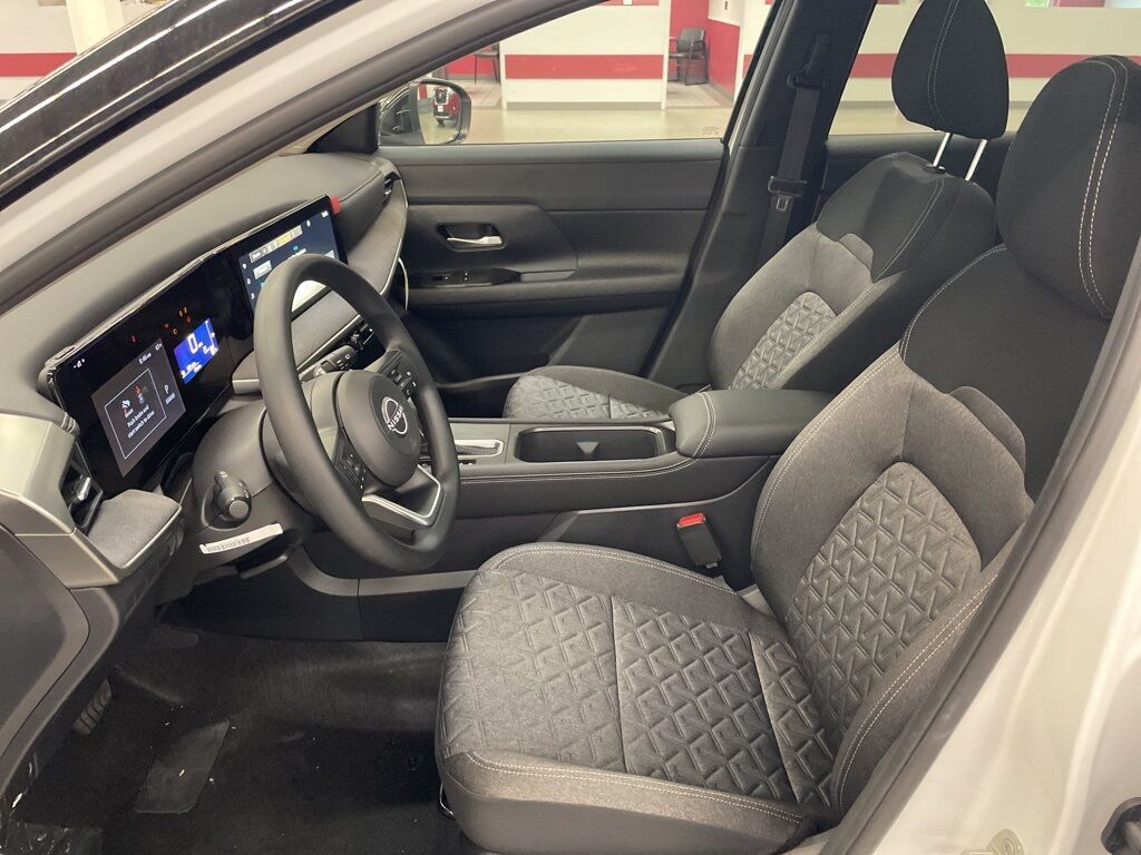 2025 Nissan Kicks SV PRM AWD Duluth MN