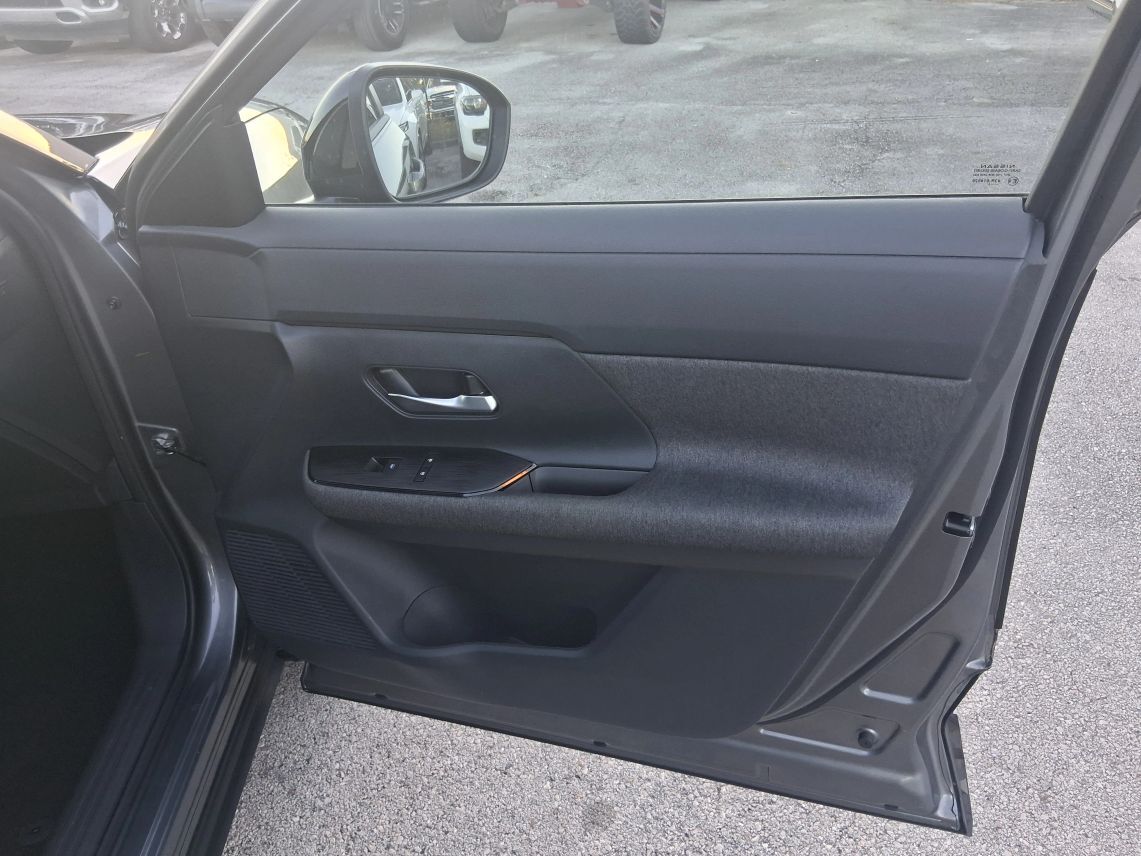 2025 Nissan Kicks SV Sport Utility 4D Maitland FL