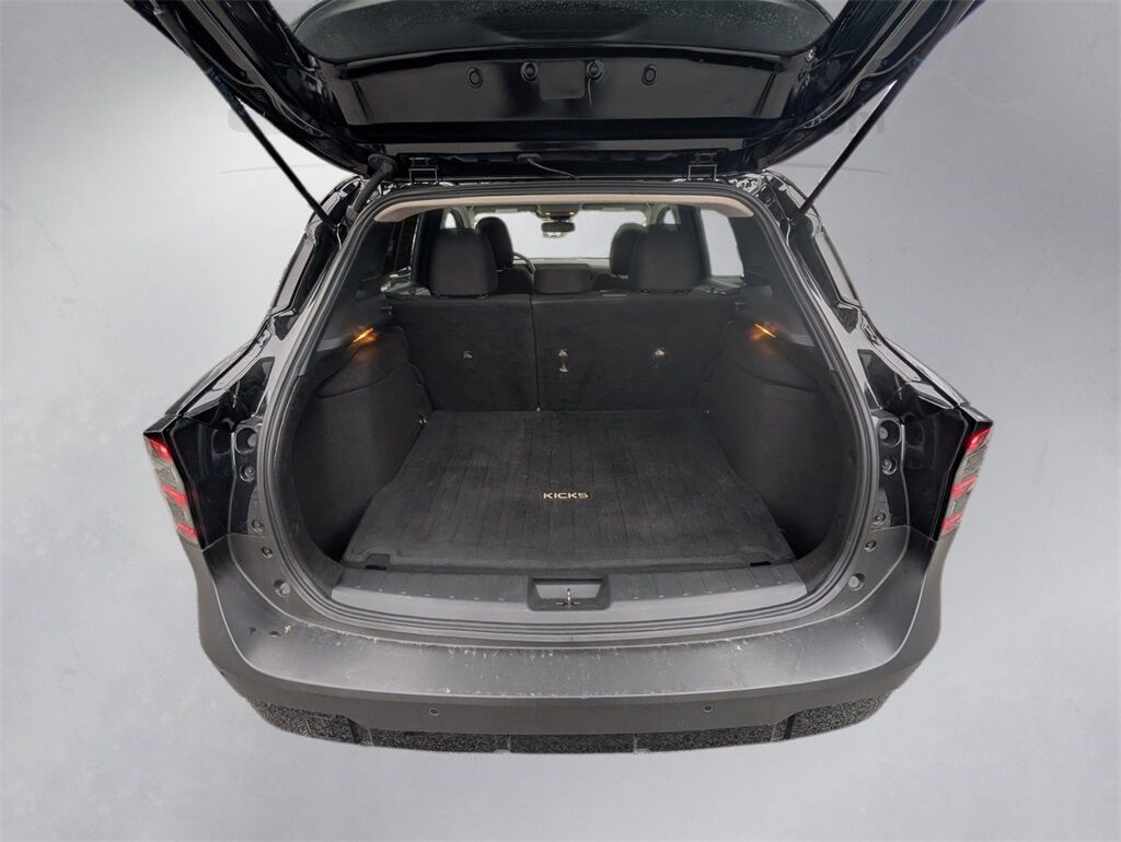 2025 Nissan Kicks SV Hunt Valley MD