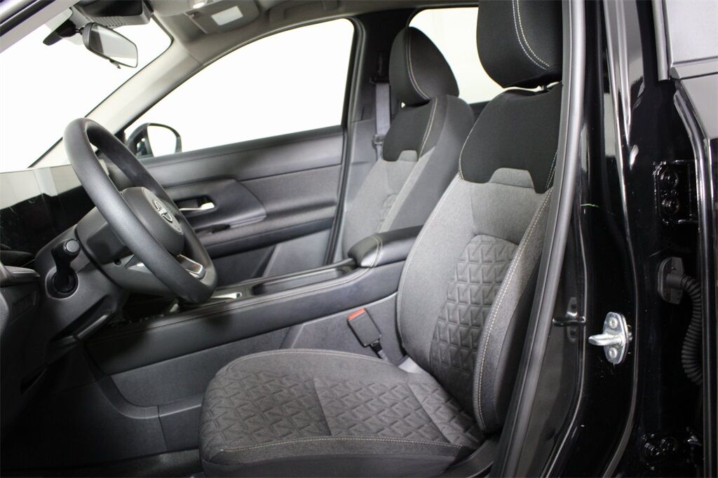 2025 Nissan Kicks SV Hunt Valley MD