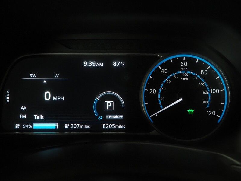 2025 Nissan LEAF SV PLUS *PROPILOT ASSIST, NAVIGATION, 360 VIEW CAMERAS, SAFETY ALERTS, ADAPTIVE CRUISE, HEATED SEATS/STEERING WHEEL, QUICK CHARGE, BLACK ALLOY WHEELS, APPLE CARPLAY Round Rock TX