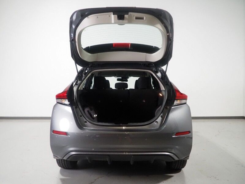 2025 Nissan LEAF SV PLUS *PROPILOT ASSIST, NAVIGATION, 360 VIEW CAMERAS, SAFETY ALERTS, ADAPTIVE CRUISE, HEATED SEATS/STEERING WHEEL, QUICK CHARGE, BLACK ALLOY WHEELS, APPLE CARPLAY Round Rock TX