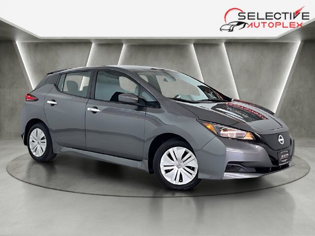 2025 Nissan Leaf S