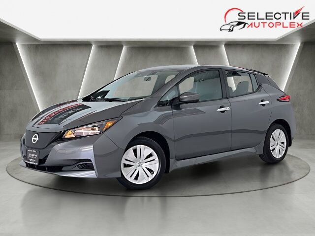 2025 Nissan Leaf S