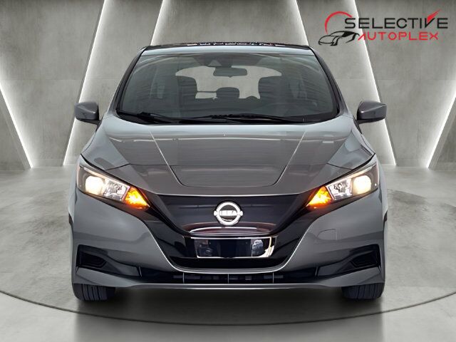 2025 Nissan Leaf S