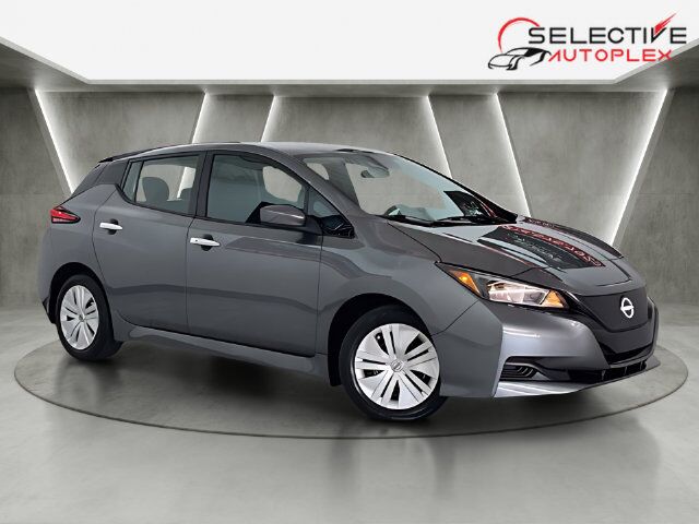 2025 Nissan Leaf S