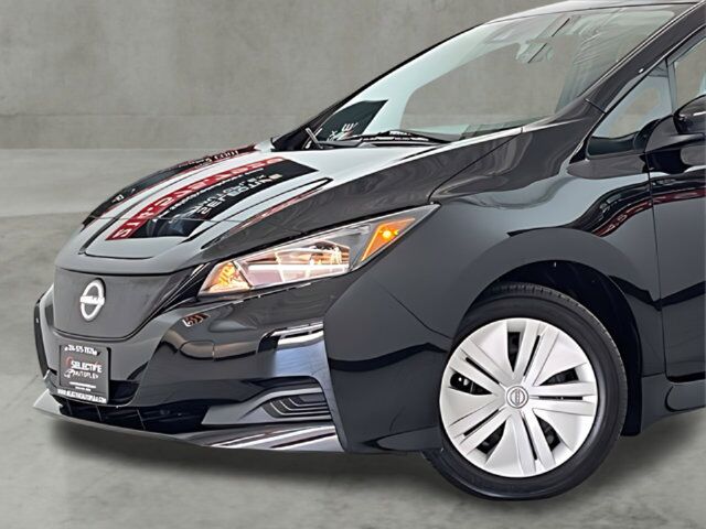 2025 Nissan Leaf S