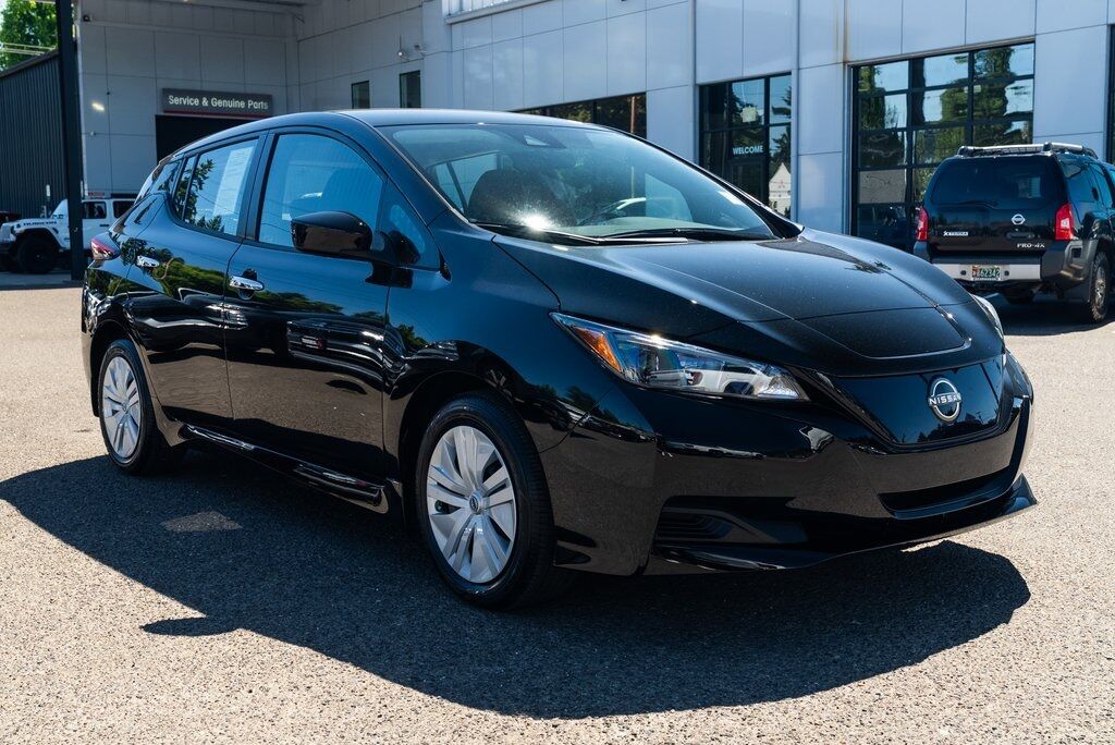 2025 Nissan Leaf S Milwaukie OR
