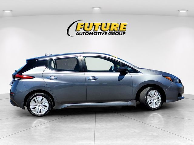 2025 Nissan Leaf S