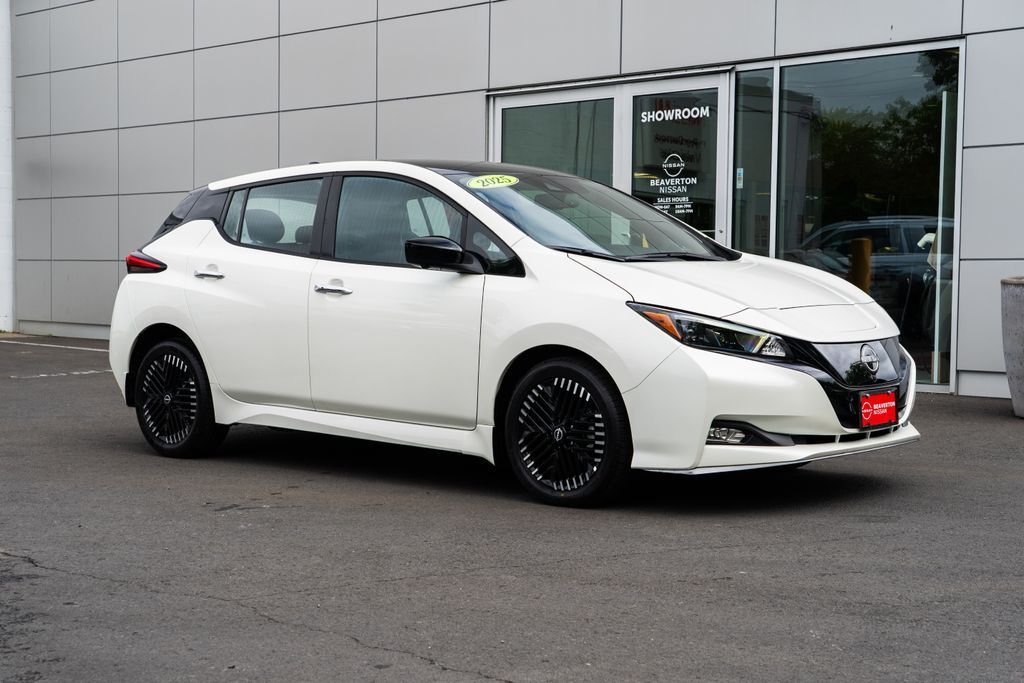 2025 Nissan Leaf SV Plus
