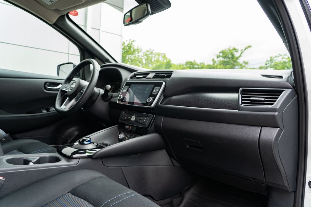 2025 Nissan Leaf SV Plus Beaverton OR