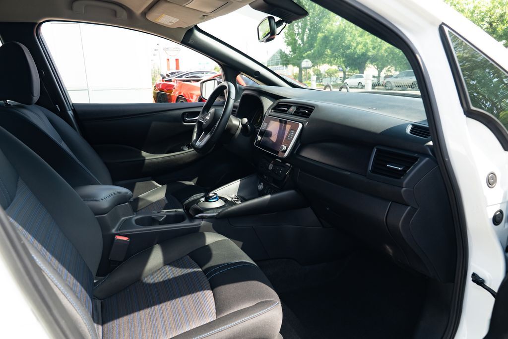 2025 Nissan Leaf SV Plus Beaverton OR