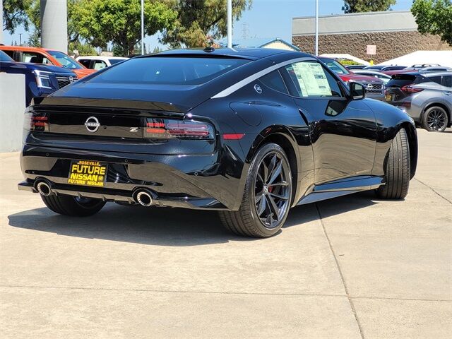 2025 Nissan Nissan Z Performance