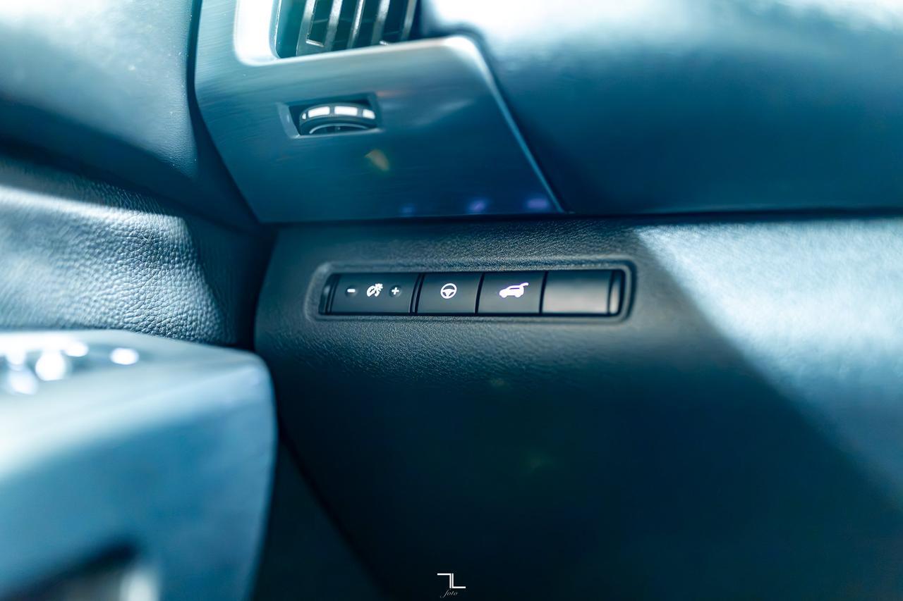 2025 Nissan Pathfinder AWD Rock Creek Leather BCam Red Deer AB