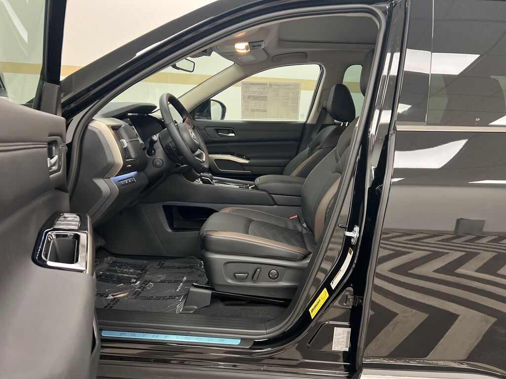 2025 Nissan Pathfinder Platinum Bozeman MT
