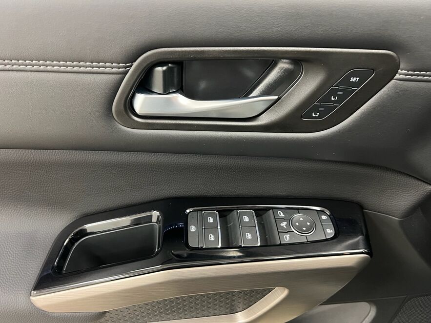 2025 Nissan Pathfinder Platinum Bozeman MT 2025 Nissan Pathfinder Platinum Bozeman MT