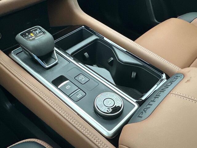 2025 Nissan Pathfinder Platinum Glendale Heights IL