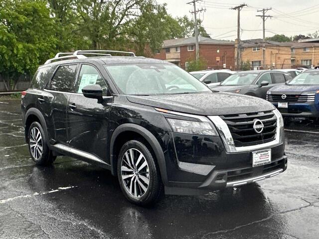 2025 Nissan Pathfinder Platinum Glendale Heights IL
