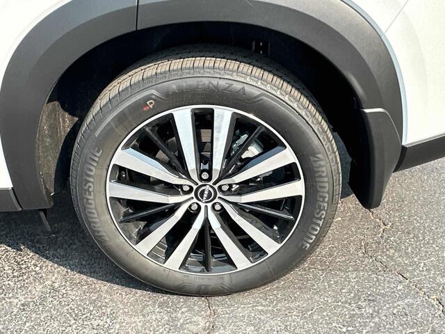 2025 Nissan Pathfinder Platinum Glendale Heights IL