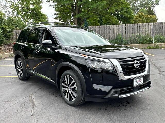 2025 Nissan Pathfinder Platinum Hoffman Estates IL