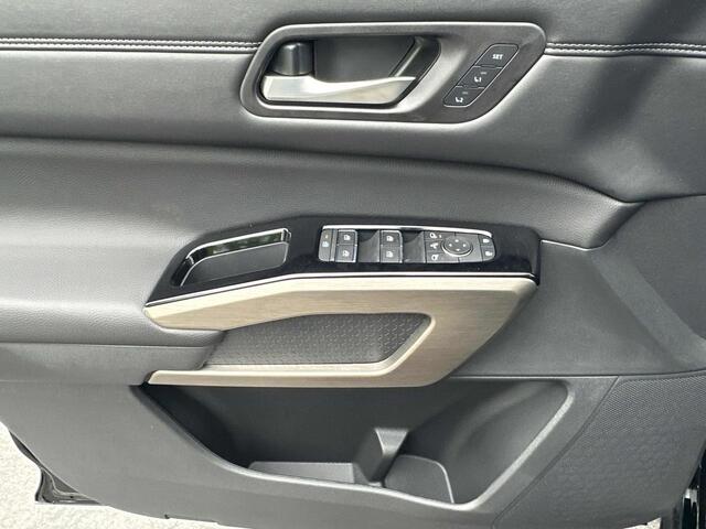 2025 Nissan Pathfinder Platinum Hoffman Estates IL
