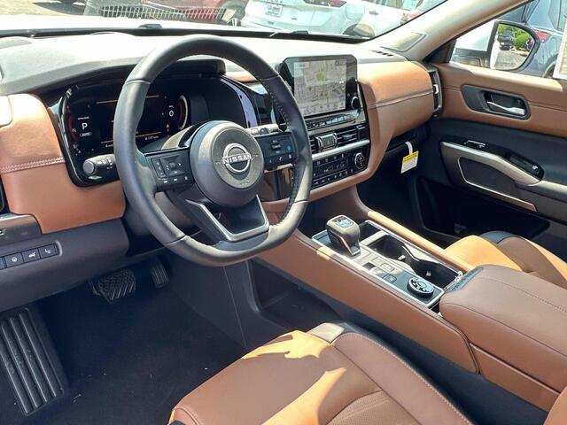 2025 Nissan Pathfinder Platinum Hoffman Estates IL