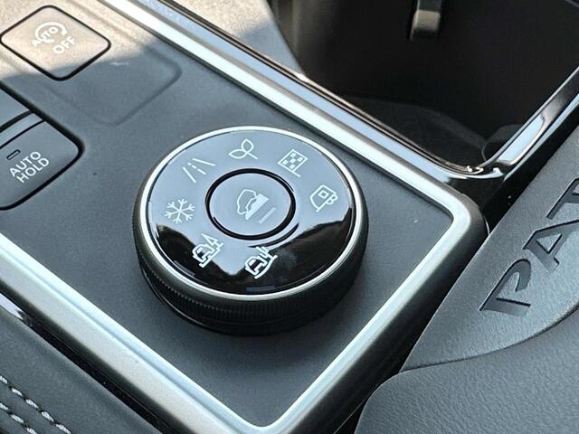 2025 Nissan Pathfinder Platinum Hoffman Estates IL