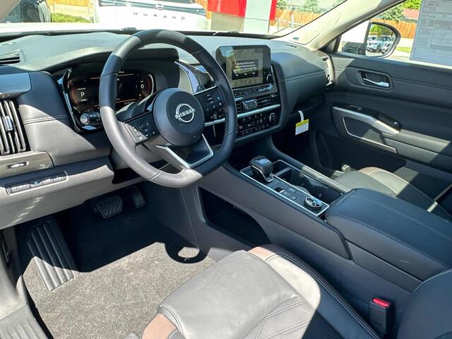 2025 Nissan Pathfinder Platinum Hoffman Estates IL