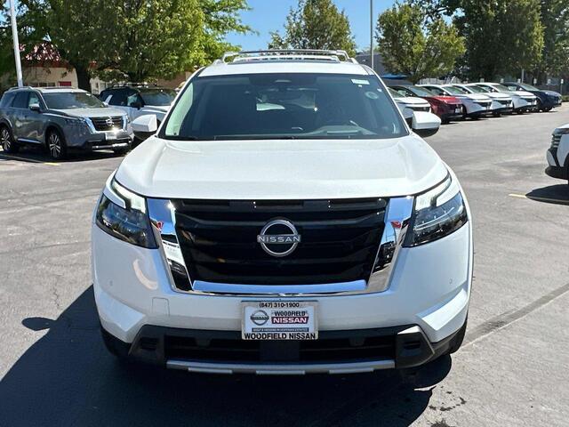 2025 Nissan Pathfinder Platinum Hoffman Estates IL